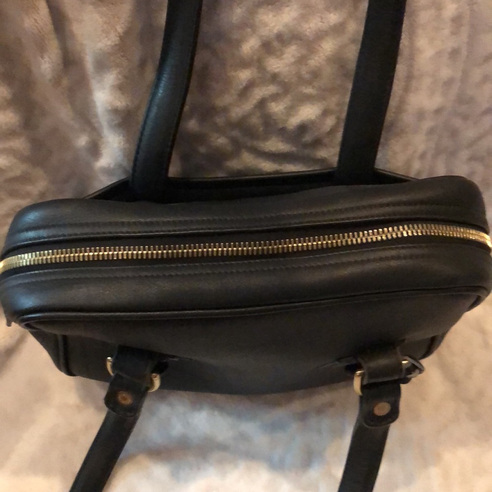 Vintage Dooney&Bourke all leather9x8x3 8” drop - Picture 14 of 15